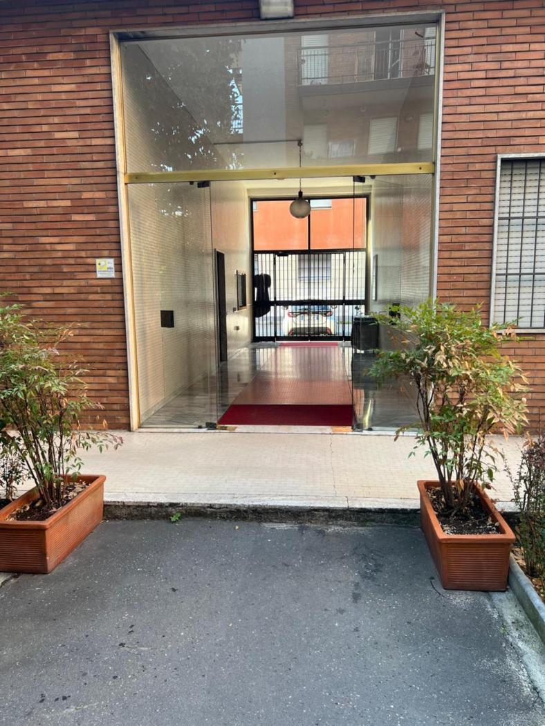 Apartament Moderno Ed Elegante Loft Con Balcone Mediolan Zewnętrze zdjęcie