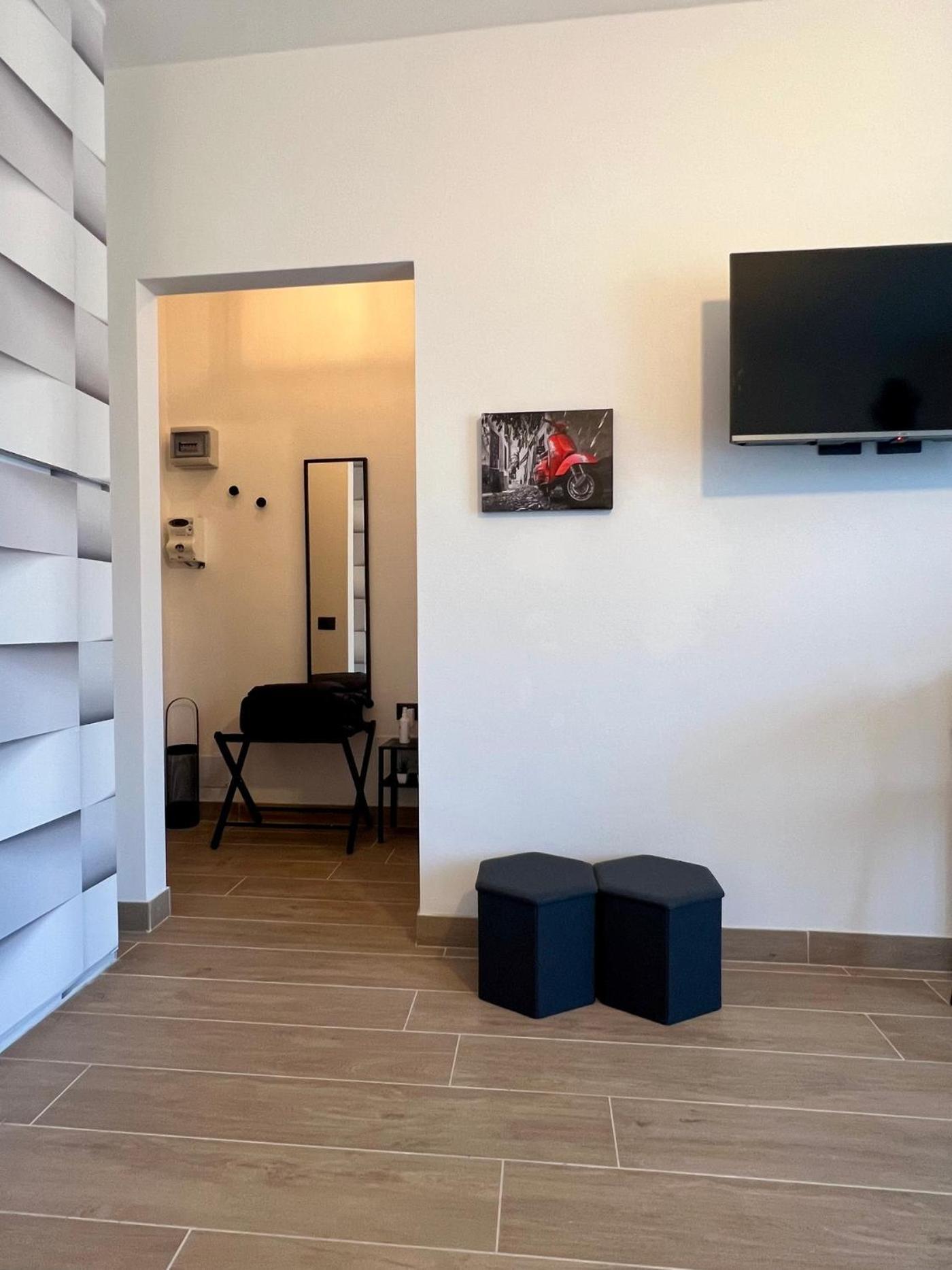 Apartament Moderno Ed Elegante Loft Con Balcone Mediolan Zewnętrze zdjęcie